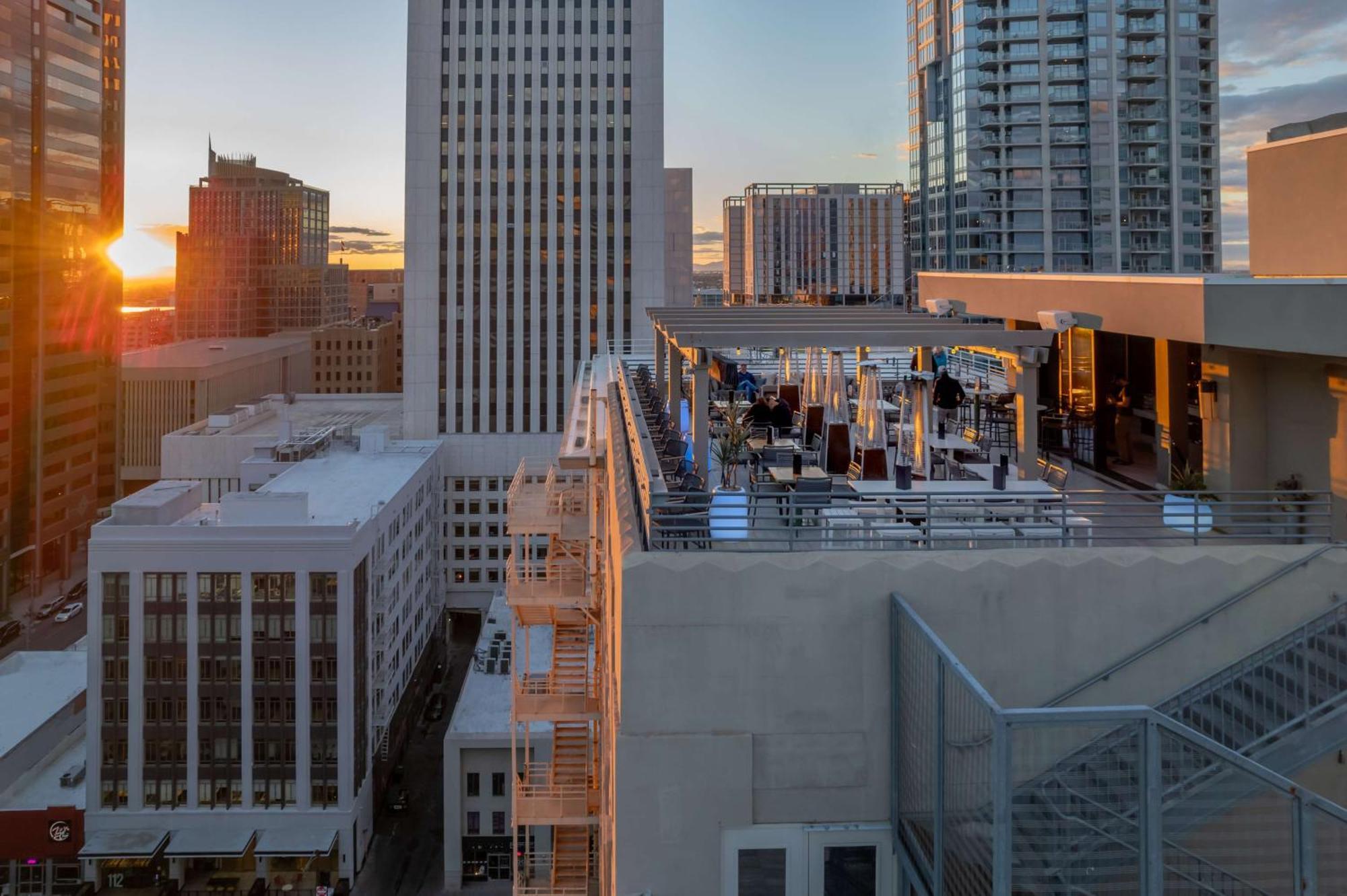 Hilton Garden Inn Phoenix Downtown Exterior foto